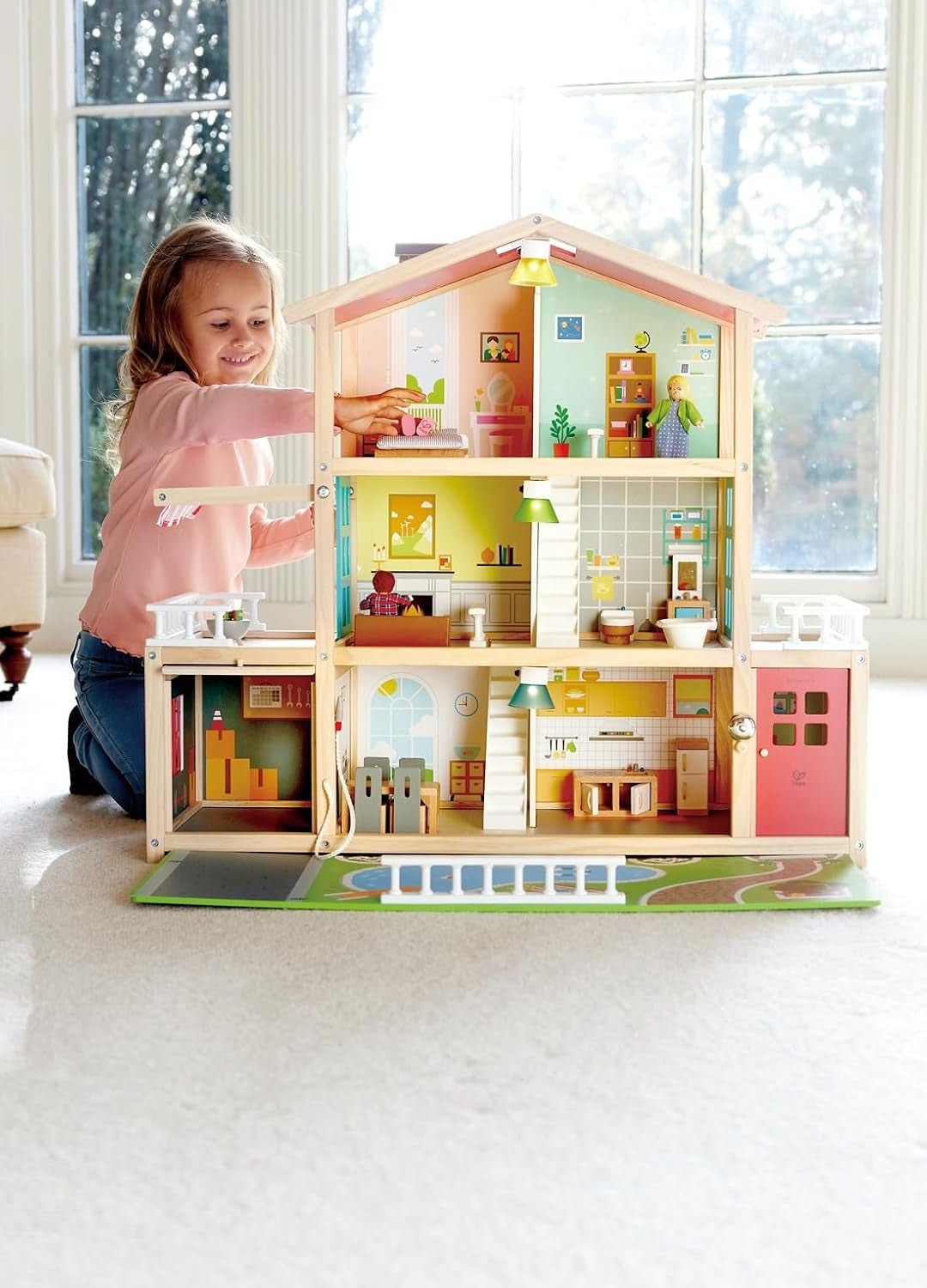Hape Puppenvilla, 10-Zimmer-Puppenhaus aus Holz, kreatives Rollenspiel inklusive Möbel und Zubehör, Lernspielzeug für Kinder ab 3 Jahren