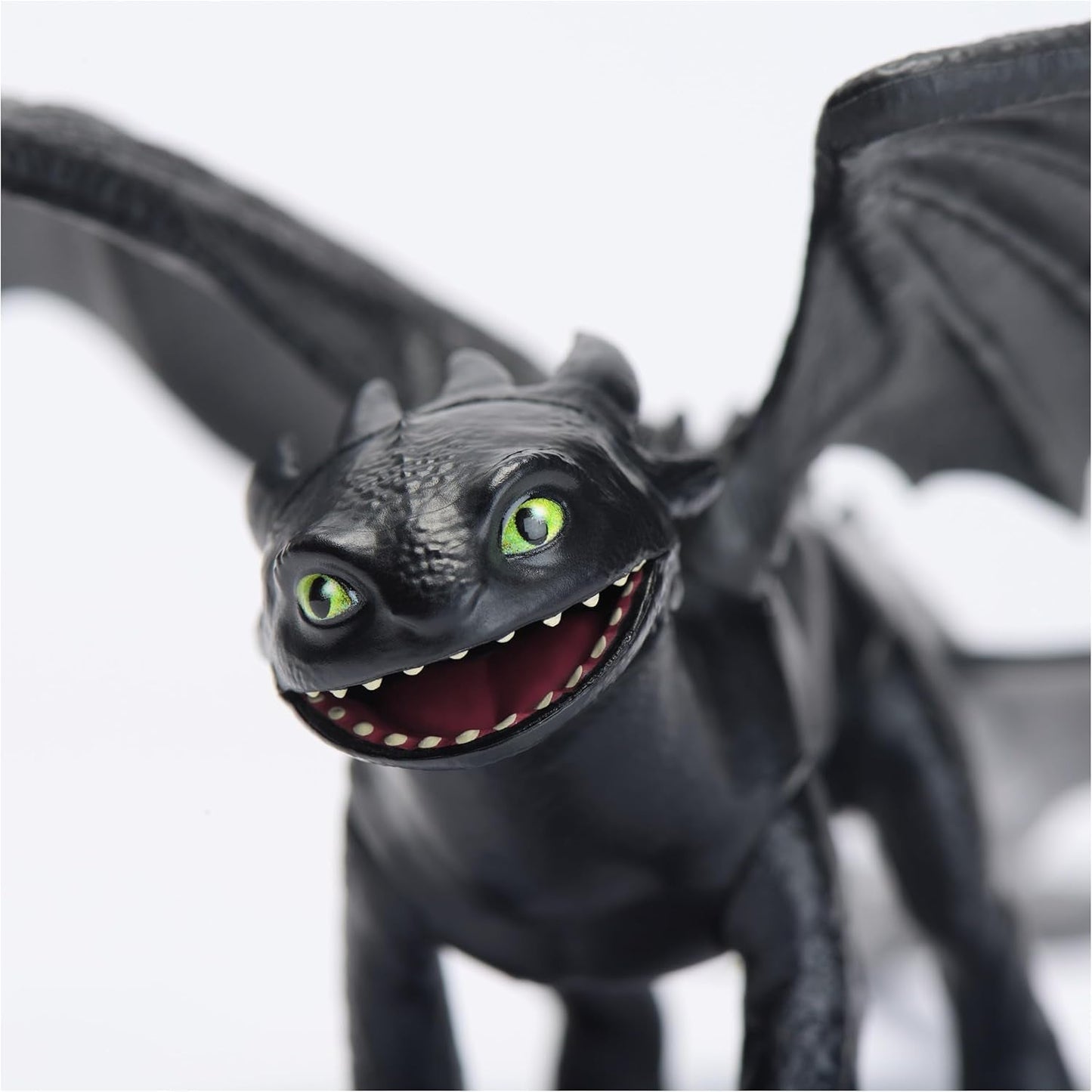 Dreamworks „Drachenzähmen leicht gemacht“, 22 cm lange Grundfigur „Drache ohne Zahn“, Spielzeug für Kinder ab 4 Jahren, Actionfiguren, Naty Shop