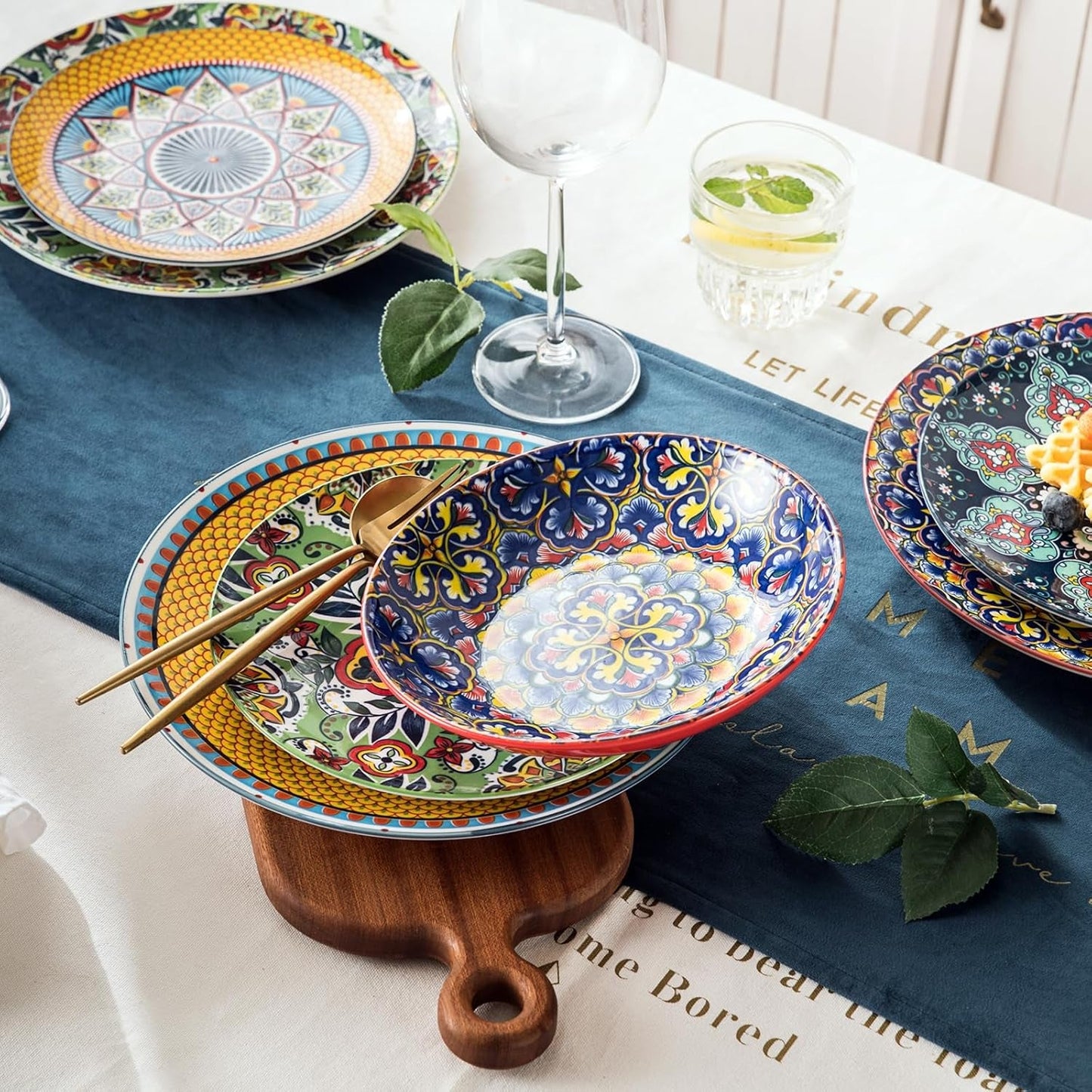 HENXFEN LEAD Porzellan-Geschirr-Set, 12-teiliges Geschirr-Set für 4, buntes Geschirr-Set für 4 – handbemalte Teller, Dessertteller, Suppenteller – Bohemian-Stil