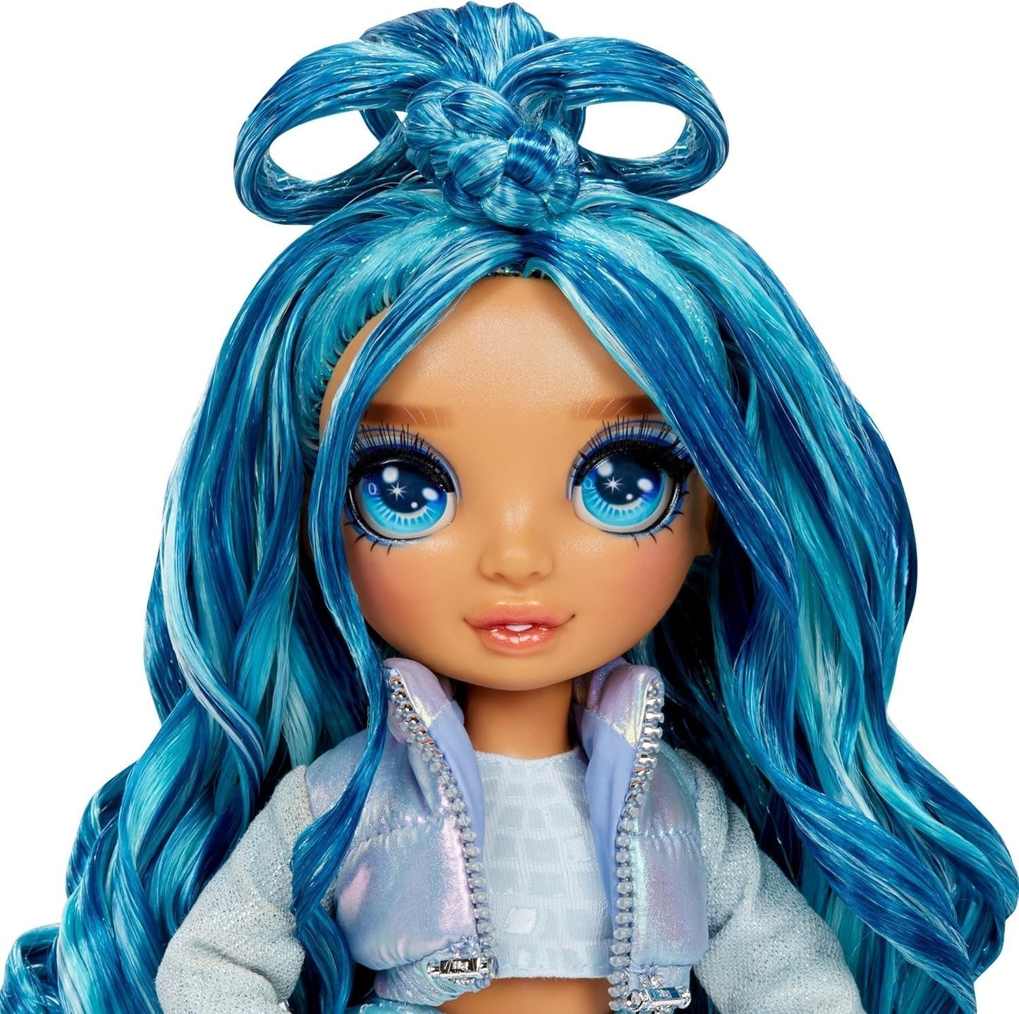 Rainbow High Winter Wonderland – Skyler (blau) – 28 cm große versteckte magische wasserspeichernde Schnee-Modepuppe mit Schneemann-Set, geeignet für Kinder im Alter von 4–12 Jahren und Sammler, Naty Shop Dolls