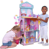 KidKraft Puppenhaus Candy Castle aus Holz mit Möbeln und Zubehör, Einhorn-Lama-Figurenhaus, Eistüten-Aufzug und Gummibärchen-Stuhl für Puppen, Spielzeug für Kinder ab 3 Jahren, 20242