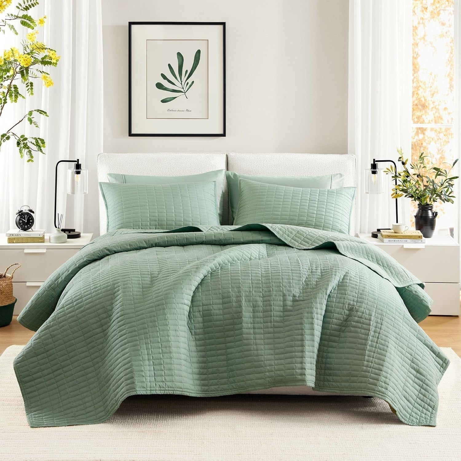 Comfort Spaces Kienna Steppdecken-Set, luxuriöse Doppelstich-Sommerdecke, leicht, weich, ganzjährige Bettwäsche, passender Kissenbezug, weiß, Decke für Kingsize-Betten (264,2 x 228,6 cm), Naty Shop Bettdecken und Bettdecken Seafoam King/Cal King (104"X90")