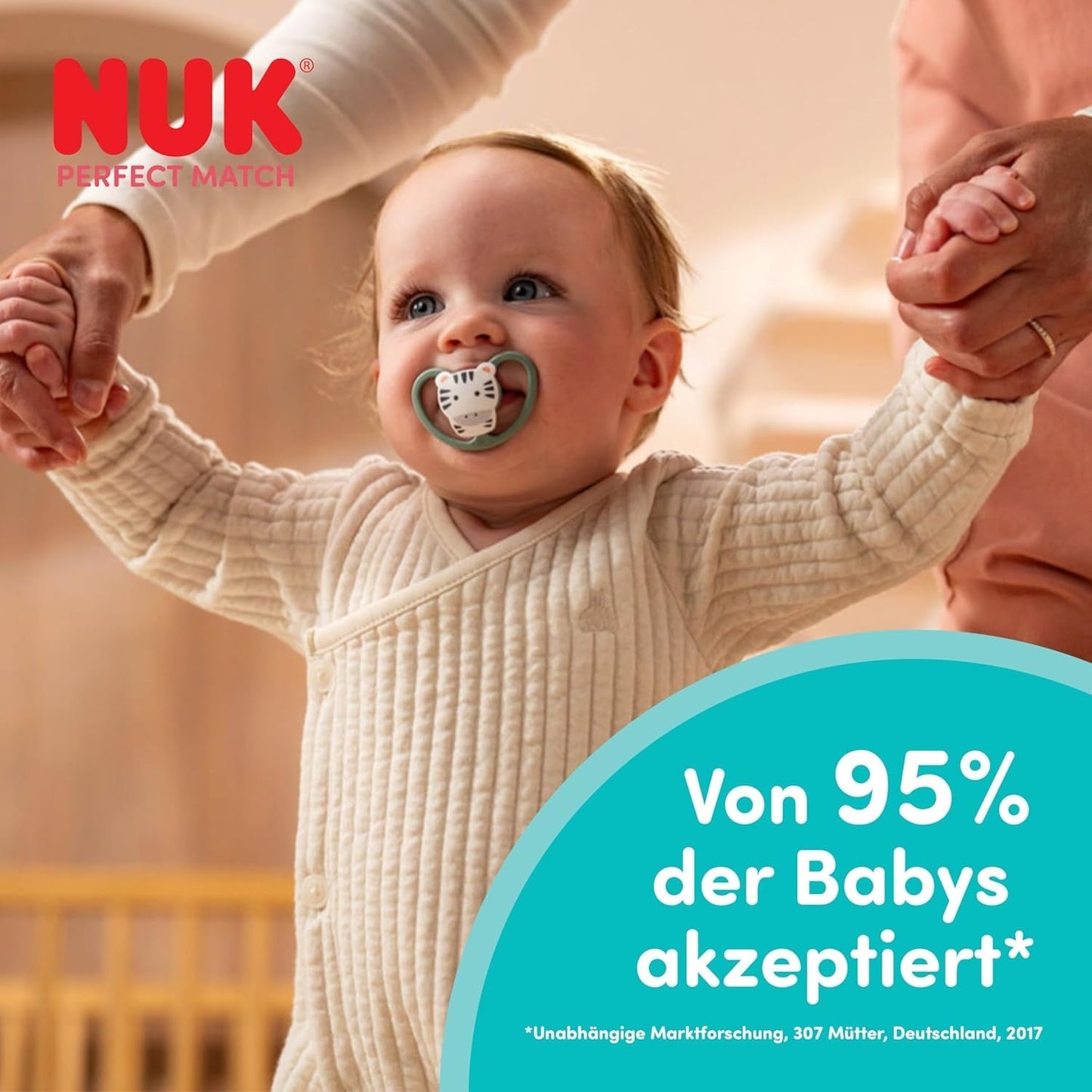 NUK Perfect Match Luftschnuller für Babys | 6-18 Monate | Kieferorthopädische Schnuller, die die Luftzirkulation fördern und durch Speichel verursachte Hautausschläge verhindern | 95 % Akzeptanz bei Babys** | Disney Minnie Maus | 2 Stück