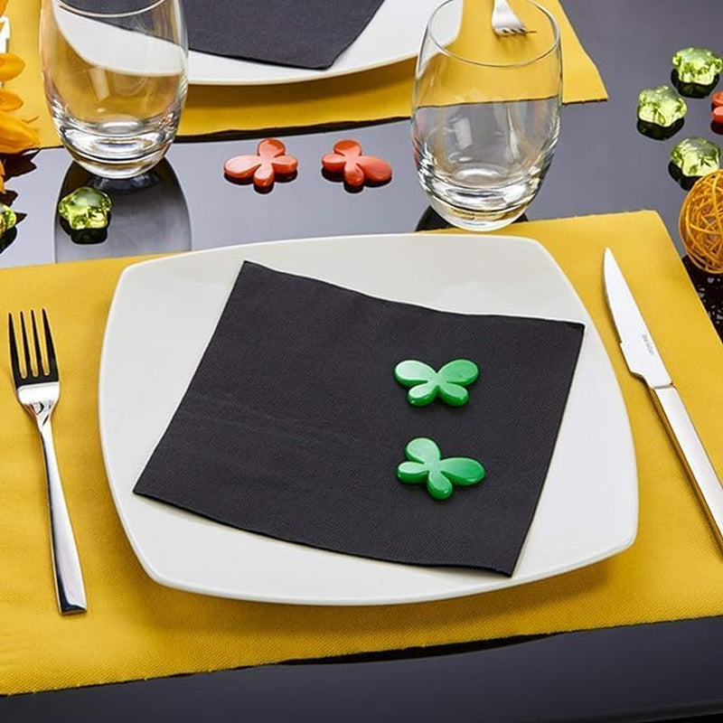 - Seidenfaserservietten - Schwarz - Fsc®-zertifizierte Papierservietten - Recycelbar und biologisch abbaubar - Größe 40 x 40 cm - 3 Schichten - 40 Servietten