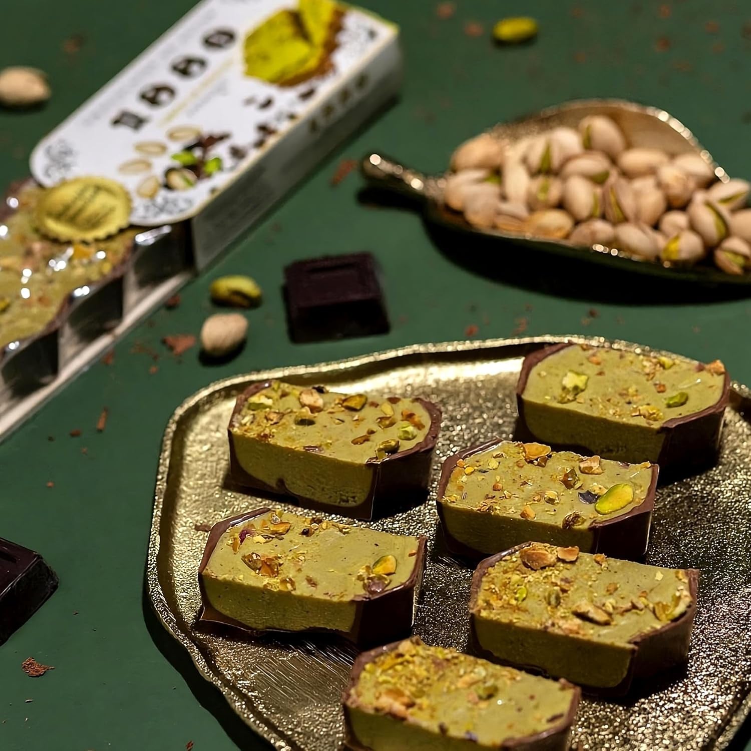 Handgefertigter Schokoladen-Pistazien-Turrón, 200 g, cremige Textur, höchste Qualität, feine Zutaten, authentischer Geschmack, der teuerste Turrón der Welt