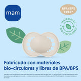 MAM Baby-Schnuller 0–2 Monate, symmetrisch, flach, flexibler Sauger, weiches Silikon, einfach zu verwenden, mit selbststerilisierender Box, original neutral, matt, 2 Stück