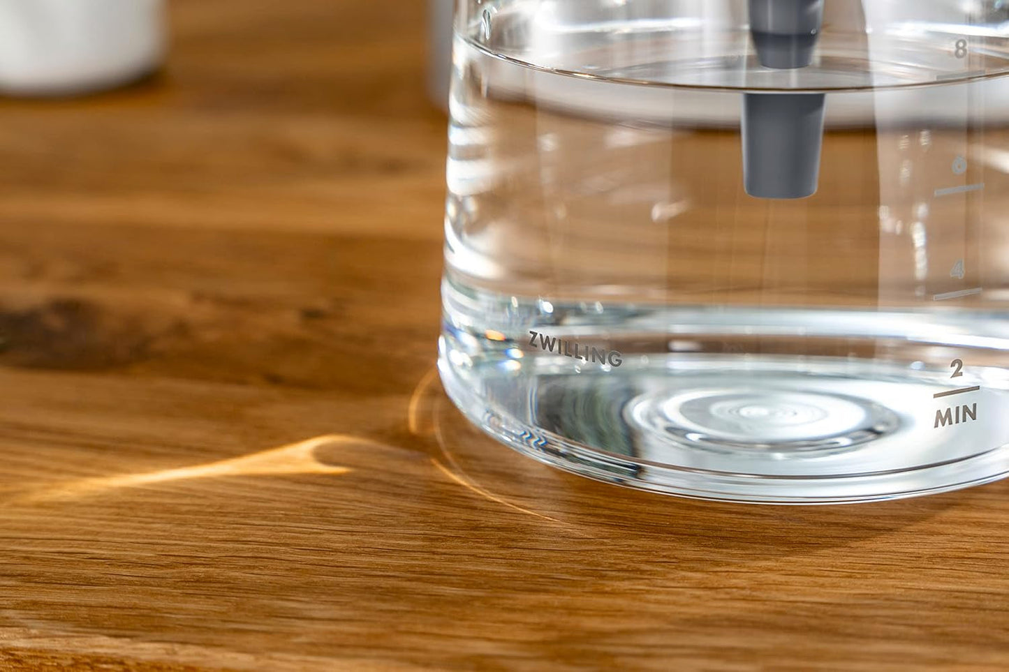 ZWILLING ENFINIGY Filter-Espressomaschine mit 1,5 l Glaskaraffe, Espressomaschine mit Edelstahlboiler, Blooming-Funktion und Smart-Entkalkung, Kunststoff, Silber