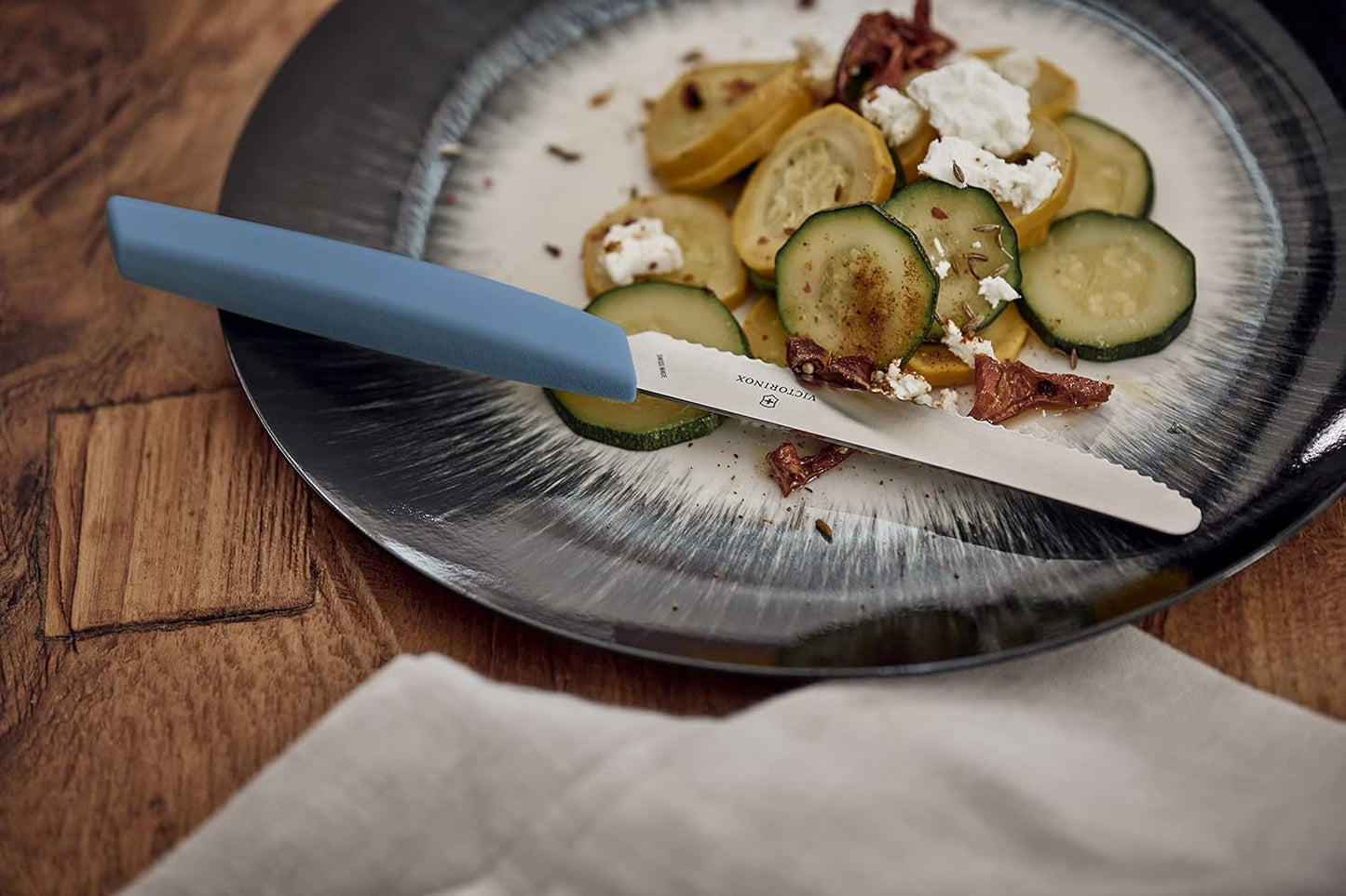VICTORINOX Modernes Schweizer Besteckset für 6, 12-teilig Kitchen Naty Shop
