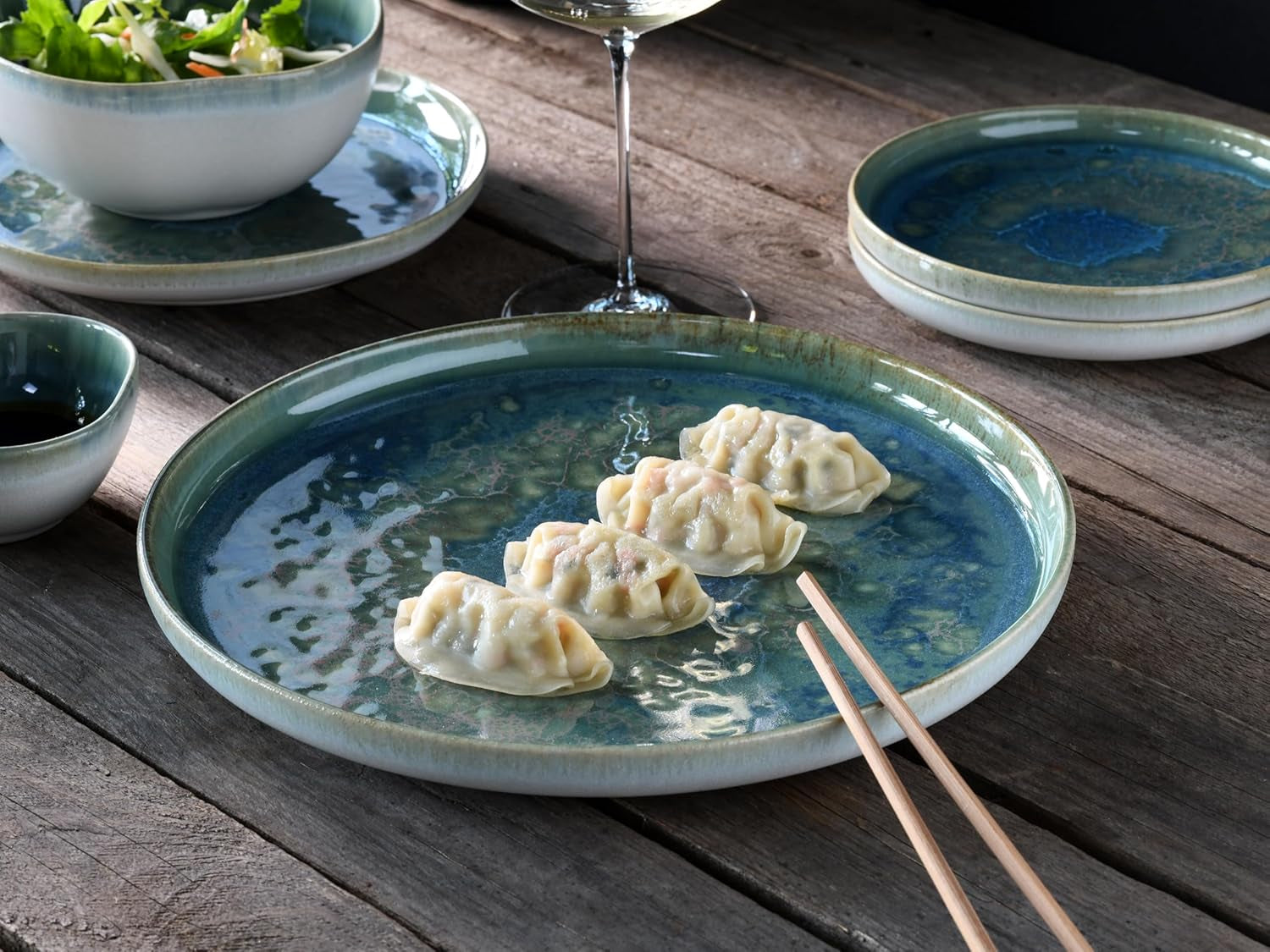 Creatable 22447 Yuki-Serie Geschirrset für 2 Personen, Tellerset aus Porzellan, spülmaschinen- und mikrowellengeeignet, hergestellt in Europa