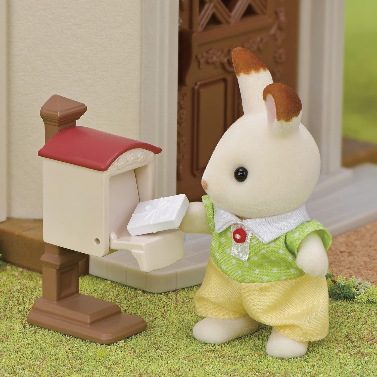 5716 Stadthaus mit Dachboden – Puppenhaus und L5339 Landhaus-Wohnzimmer – Puppenhausmöbel, 30 x 50 cm, 1 Stück (1 Packung), aus Kunststoff