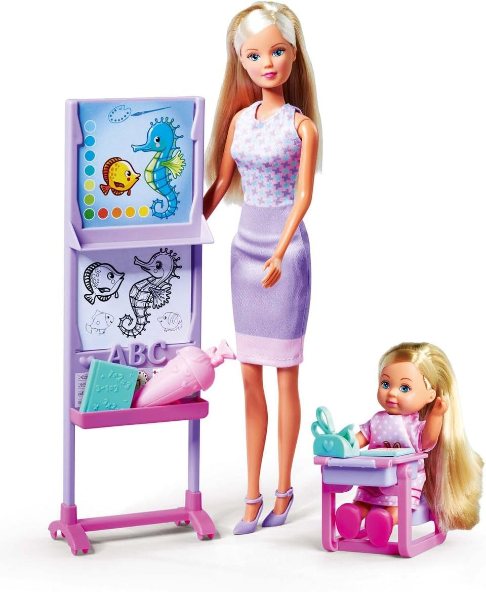 Simba Steffi Love School Day Teacher und Evi Student Dress Up Doll mit Tafel, drei austauschbaren Tafelansichten, Stuhl mit aufklappbarem Tisch, 29 cm, ab 3 Jahren