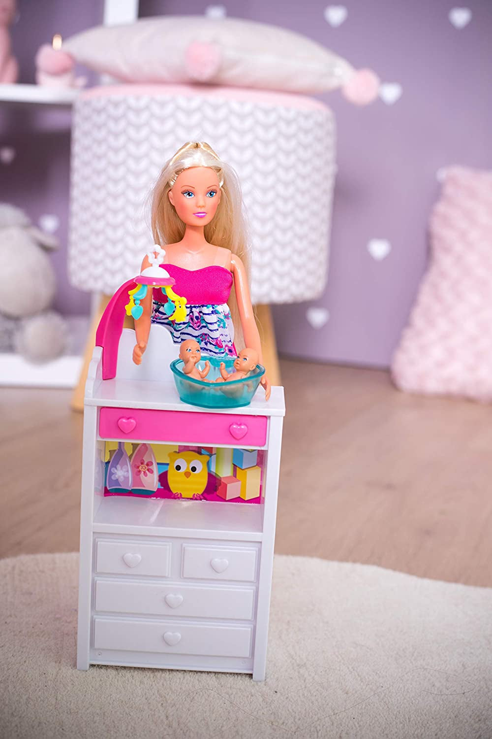 Simba 105733333 - Steffi Love Welcome Twins, Schwangere Puppe, Mit Zwillingen, Mit Wickeltisch und Badewanne, Zubehör, Anziehpuppe, 29 cm, Für Kinder ab 3 Jahren Dolls Naty Shop