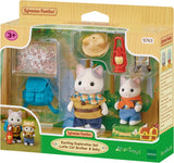 Sylvanian Families – 5763 Abenteuer-Entdecker-Set mit zwei Figuren, Vater und Baby-Milchkätzchen, Tierfigur, detailliertes Spielzeug für Kinder ab 3 Jahren