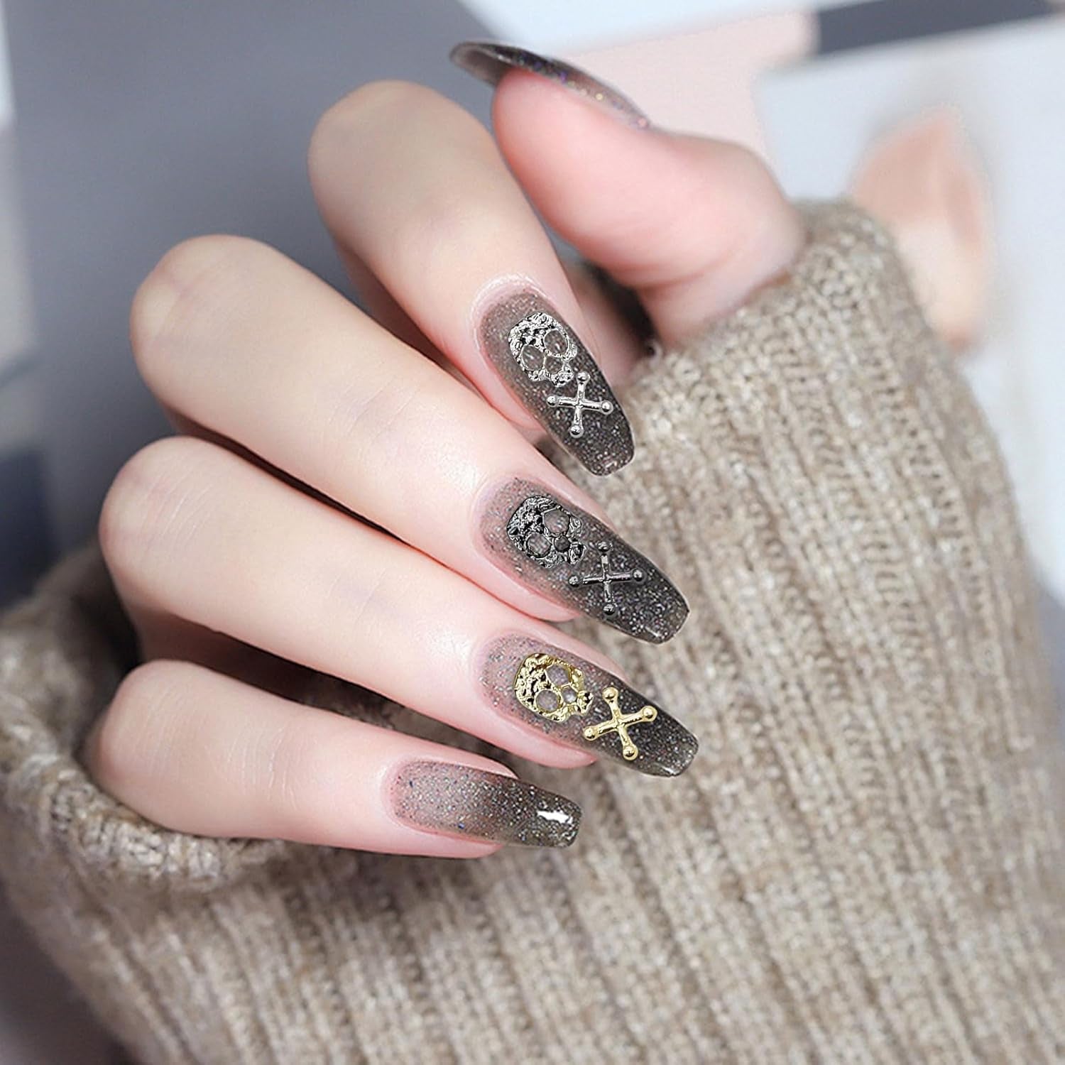 120 Stück Kreuzschädel Nail Art Dekorationen Set Gold Silber Metall Nail Art Charms Punk Legierung Nail Art Schmuck Funkelnde Steine ​​Zubehör