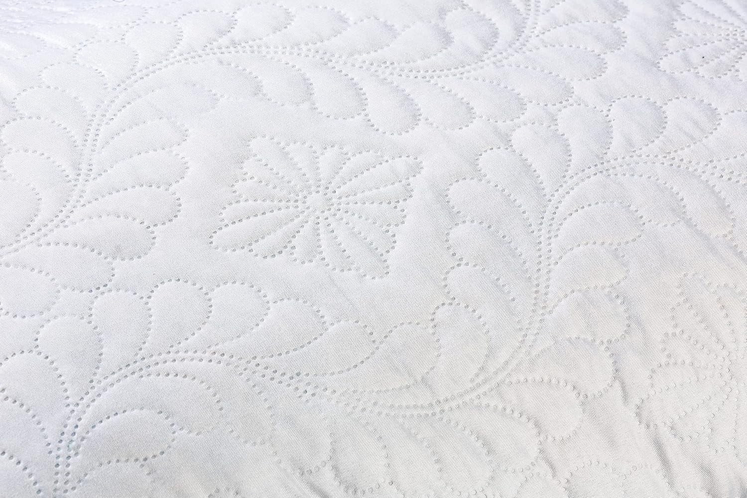 V.I.P. Sehr wichtiges Kissen V.I.P. Memory-Flake-Kissen, weißes Kissen, 45 x 75 cm, gesteppter Bezug aus Polyester, super atmungsaktiv, weich, hergestellt in Italien, Naty Shop Standard-Kissen
