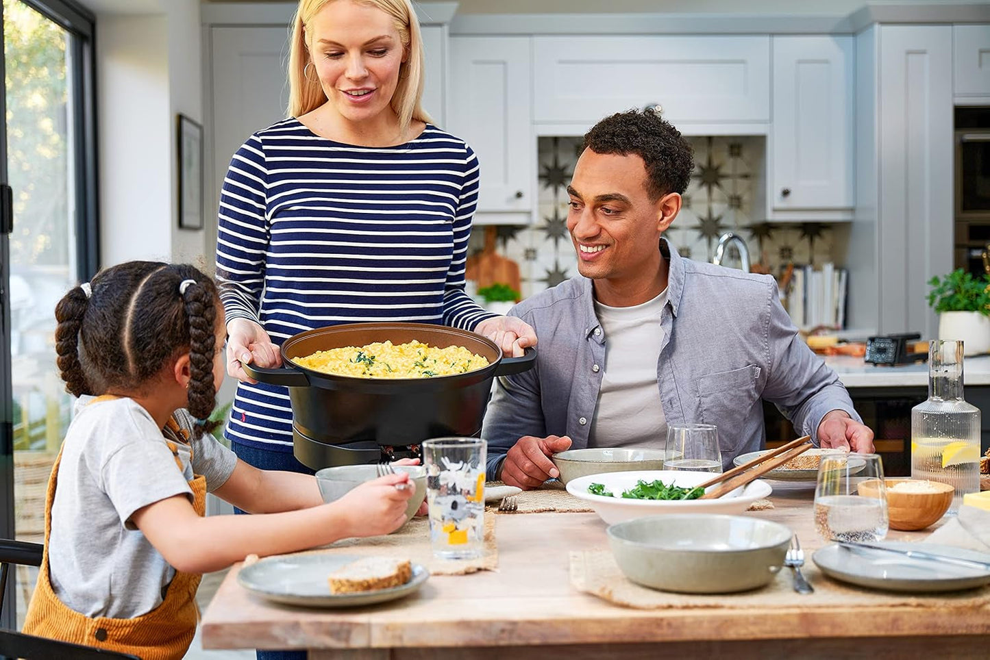 Multikocher Russell Hobbs 6,5L, Digitalanzeige, 8 Kochfunktionen Slow Cooker Naty Shop