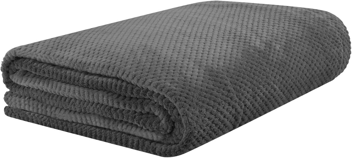 Tagesdecke HOMLA Noah 220 x 240 cm – Tagesdecke, Sofa, bequeme Überwurfdecke, Decke – flauschig und weich – graues Polyester. Betten und Decken. Besuche den HOMLA-Store. Standardtitel