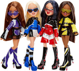 Bratz Scorchin' Cloe – Enthält 1 Modepuppe mit Outfit und Accessoires, vom Motorsport inspirierte Puppen, süßes Spielzeug für Mädchen