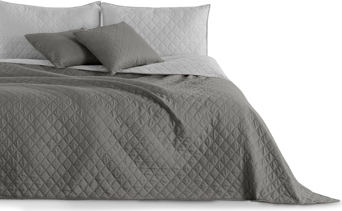Decoking Tagesdecke 200 x 220 cm Graphit Anthrazit Silbergrau Zweiseitige Tagesdecke pflegeleicht Axel Beds and Blankets Besuche den DecoKing-Store Axel Stahl Silber 200 x 220 cm