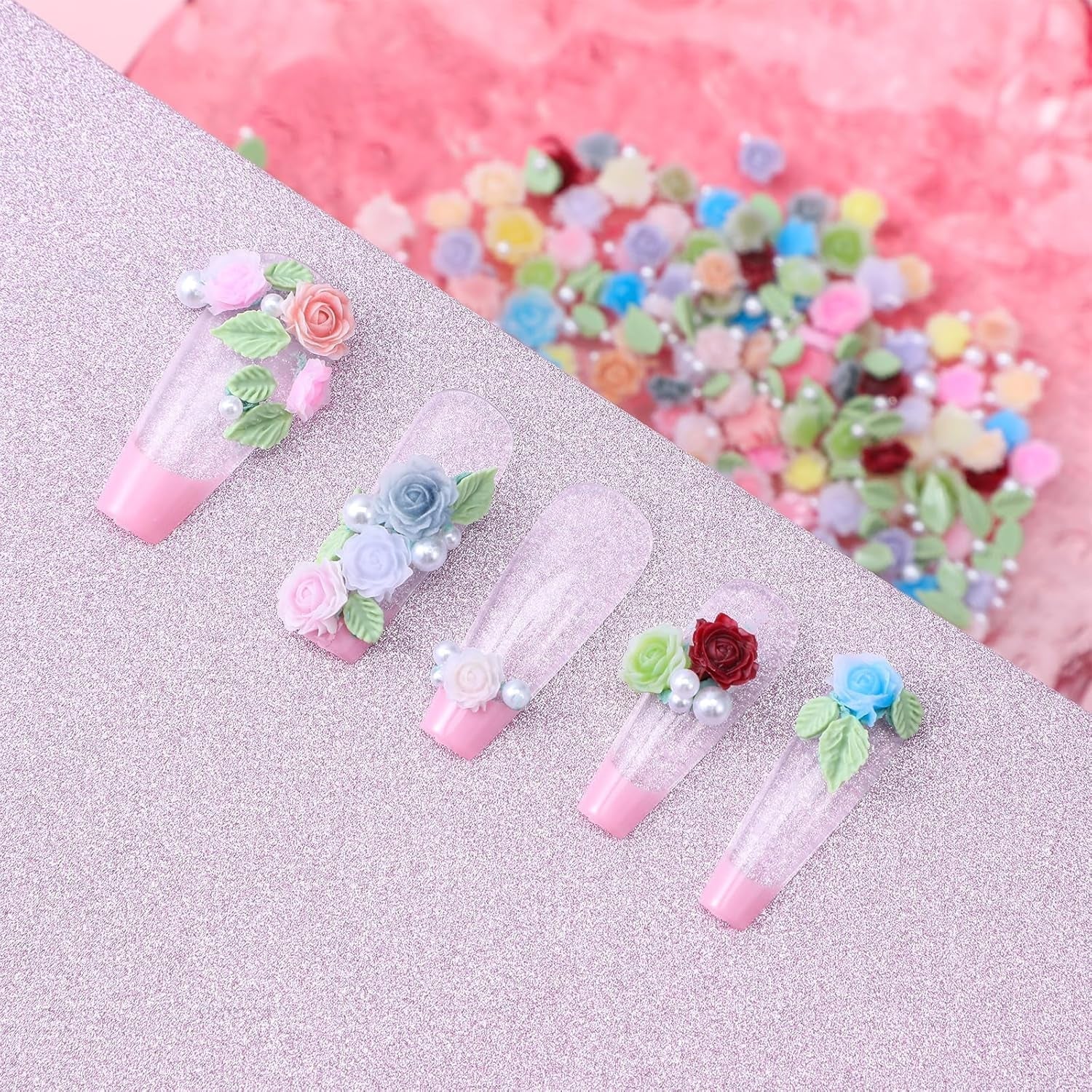 300 Stück Niedliche Blume Nail Charms, 3D Resin Floral Camelie Rose Nägel Charms Mit Perle, Gemischte Größe Bunte Flower Nägel Deko Für Frauen Nail Art Zubehör
