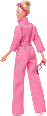 BARBIE THE MOVIE Margot Robbie – Puppe mit Kaugummi-Rosa Jumpsuit, Messy Updo, Sonnenbrille, Kopftuch, Wedge-Sneakers, Sammlerverpackung, für Kinder ab 3 Jahren, HRF29