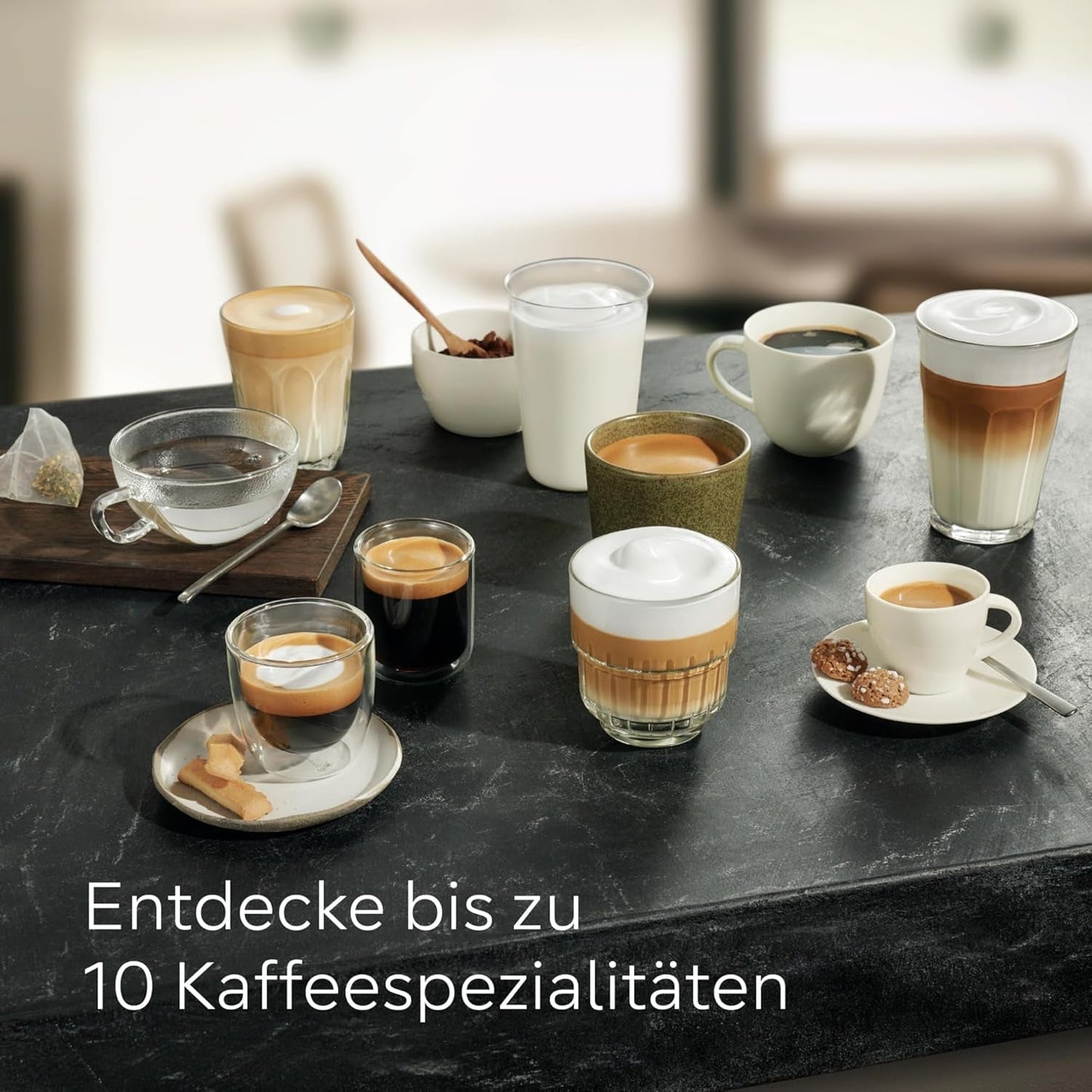 Siemens EQ500 Espressovollautomat TQ513D01, viele Kaffeespezialitäten, Milchaufschäumer, integrierter Milchbehälter, automatische Dampfreinigung, 1500 W, Natural Light Silver/Piano Black