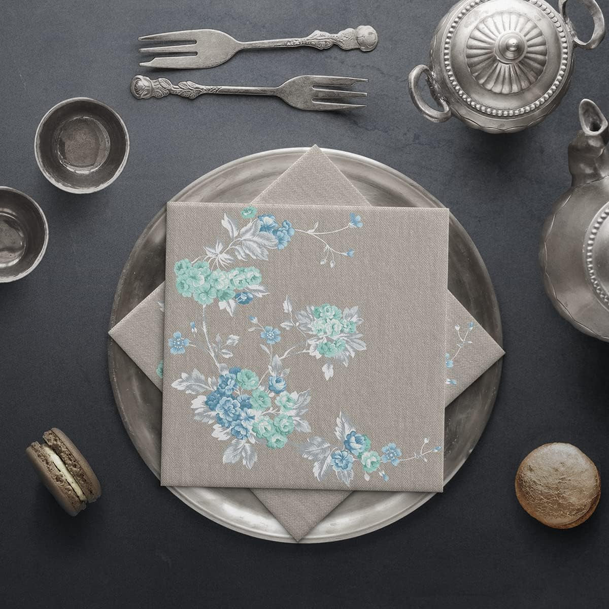 PAW – 3-lagige Servietten (33 x 33 cm) I 20 Stück I Perfekt für Geburtstage, Partys, Hochzeiten, Kommunionen und Feiertage I Bunte Papierservietten – elegante Blumen I Farbe: Friedlicher Garten