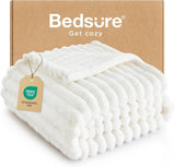 BEDSURE Salbeigrüne Fleece-Überwurfdecke für Sofa – superweiche, gemütliche Decken für Frauen, süße kleine Decke für Mädchen, 127 x 152 cm große Betten und Decken. Besuche den BEDSURE-Store Garden White/Opulent Tee XL (50" x 70")