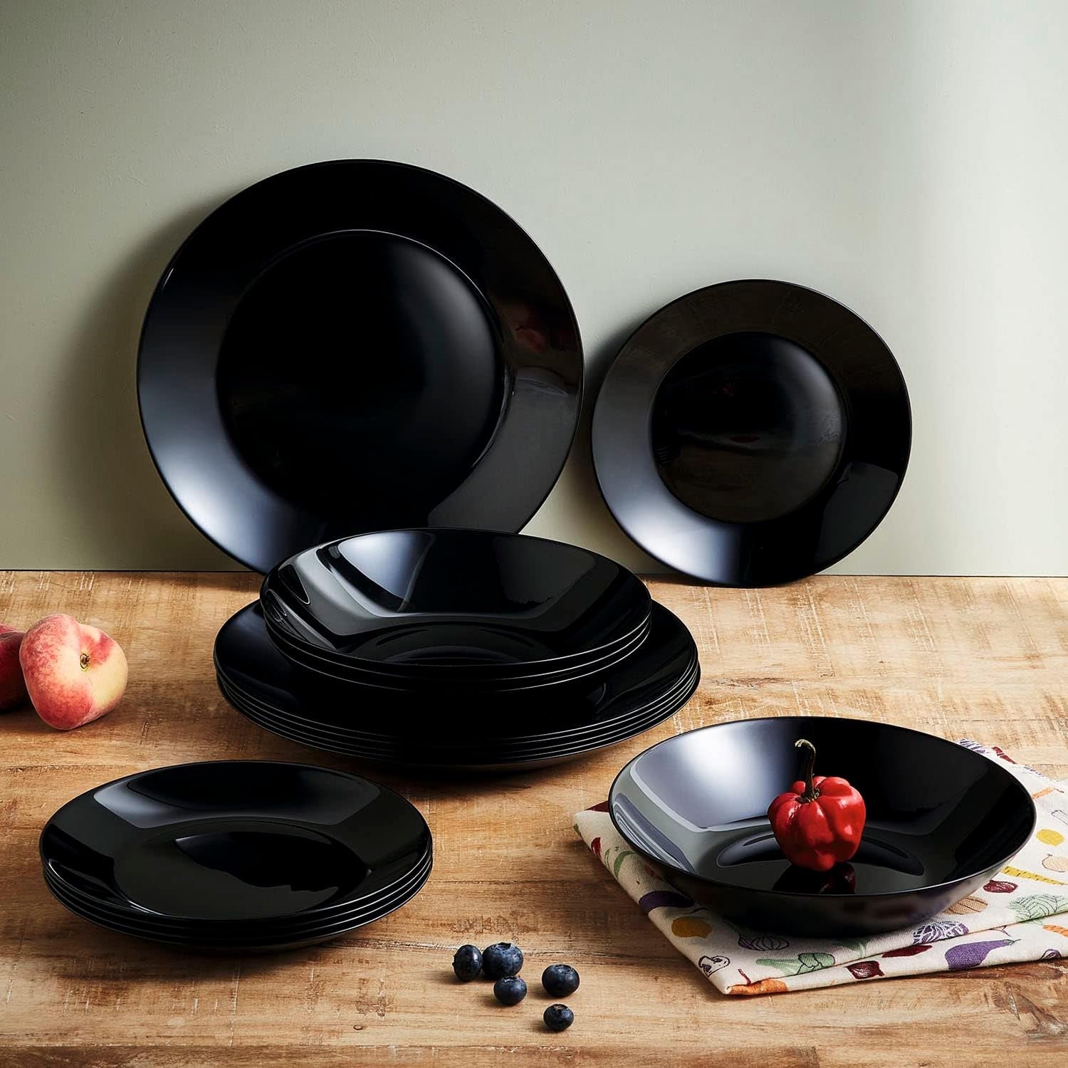 Arcopal Zelie Tafelservice aus schwarzem Glas, 12-teilig, 4 Plätze, schwarz
