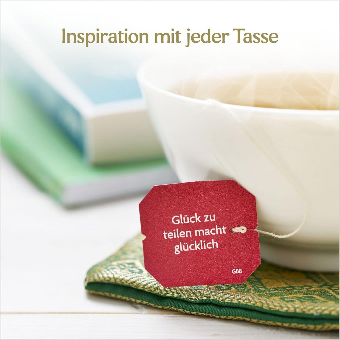 Yogi Tea Grüner Chai, ayurvedischer Bio-Gewürztee, Mischung aus Zimt, Minze, grünem Tee, Ingwer, Kardamom und Nelke, 6 x 17 Teebeutel (insgesamt 102 Teebeutel)
