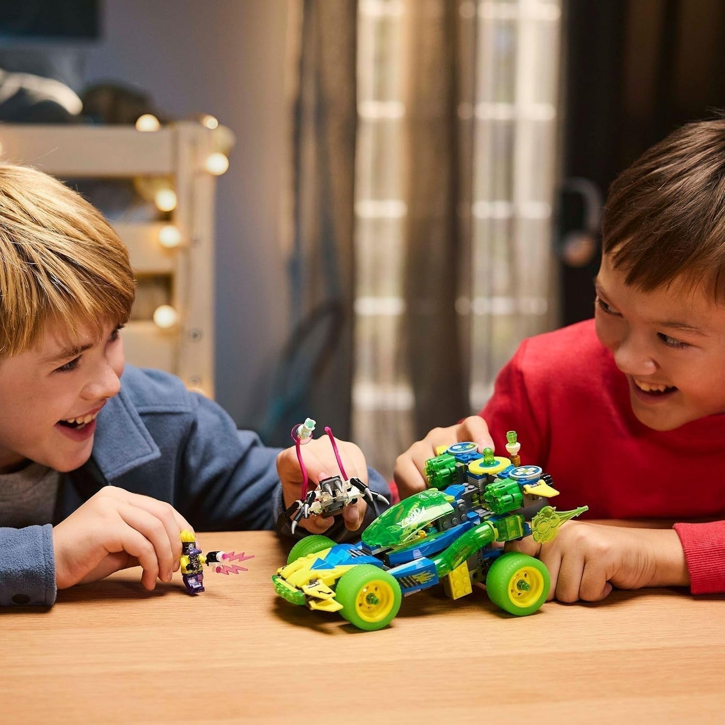 LEGO Dreamzzz Mateo mit Z-Blob Action Racer, 2-in-1-Fantasy-Spielset mit Fahrzeugen, Minifiguren und Traumkreaturen für Kinder ab 8 Jahren, Geschenk für Jungen und Mädchen 71491 Bausets Beuche the LEGO-Store