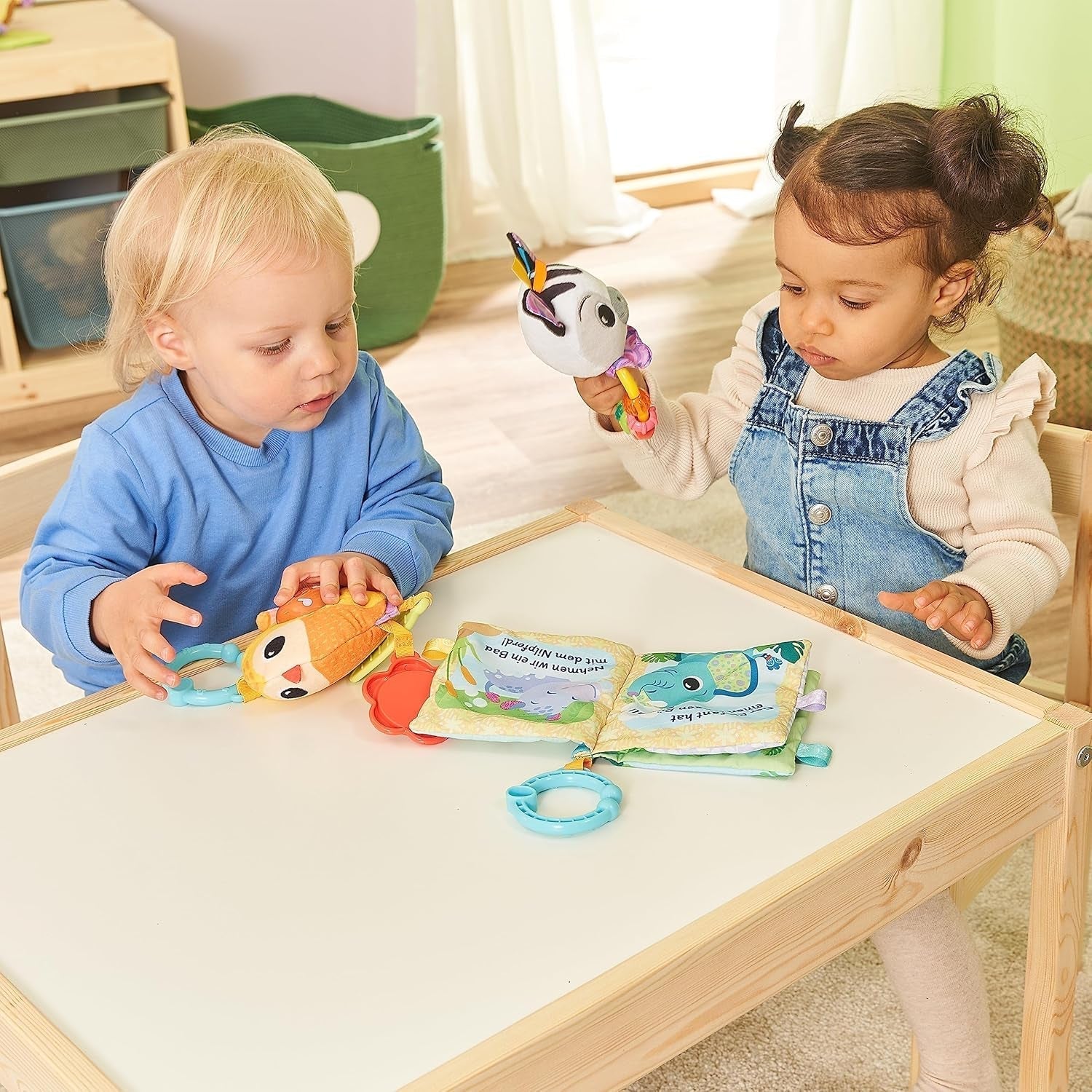 VTech Baby – Baby's Animal Friends Geschenkset – Spielzeugset mit Stoffbuch, singendem Vogel und Zebrarassel – für 0–24 Monate Babyspielzeug Naty Shop