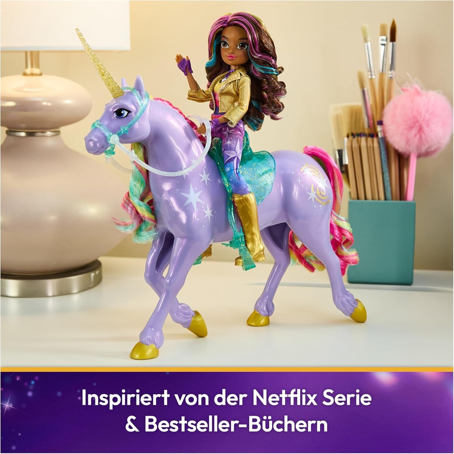 Wildstar-Einhorn von Unicorn Academy – 28 cm großes, originales Sophia-Einhorn aus der Netflix-Serie mit echter Mähne und Schweif, abnehmbarem Zaumzeug, Sattel und Bürste, ab 4 Jahren