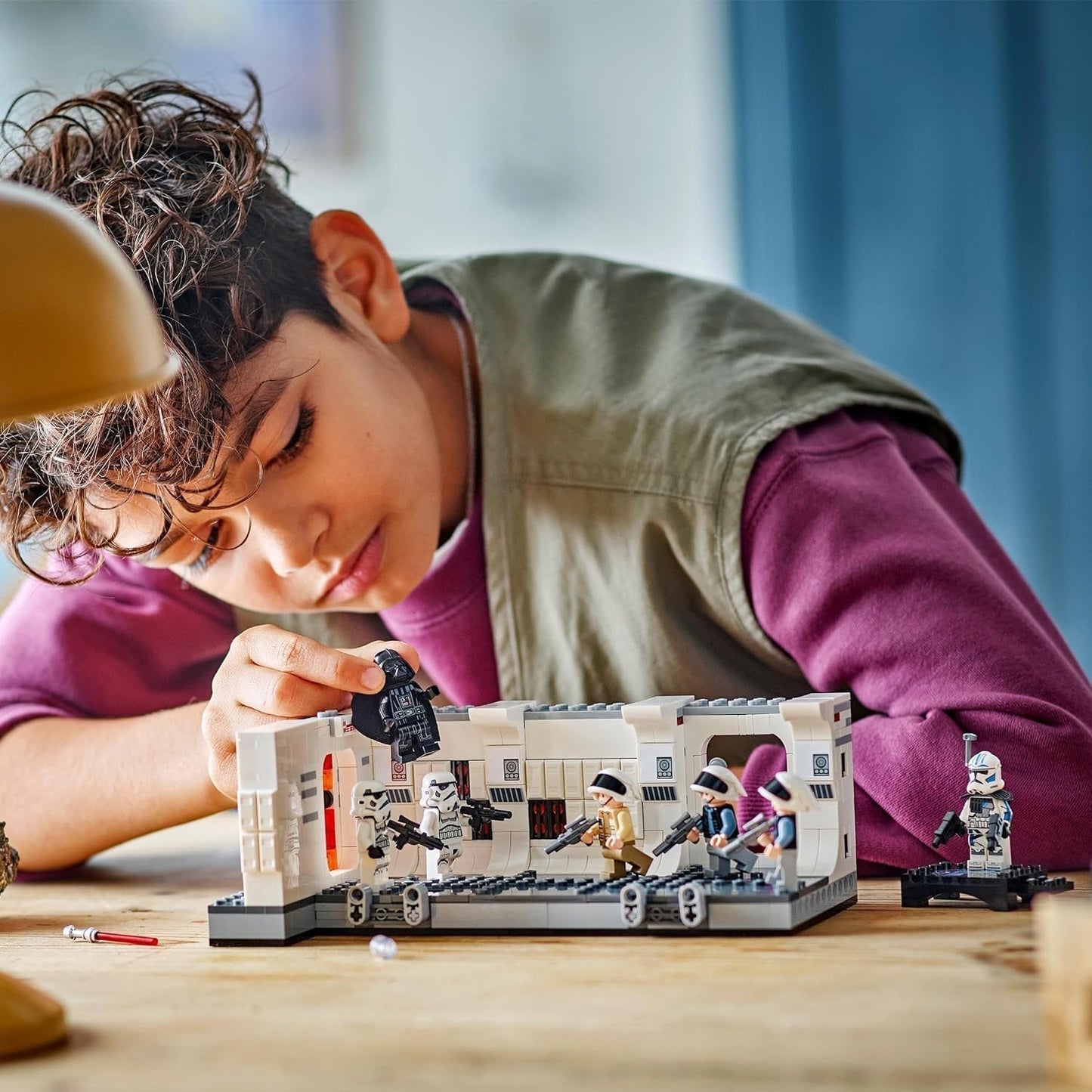 LEGO Star Wars Tantive IV Boarding, A New Hope Movie Bauspielzeug, Fantasy-Spielset zum Sammeln, Geschenkidee für Jungen und Mädchen ab 8 Jahren und Sammler 75387 Bausets Beuche den LEGO-Store