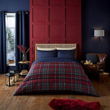 Night Lark Bettdecken- und Kissenbezug-Set, 10,5 Tog, Einzelbett, klassisches rotes Schottenkaro, luxuriöse Bettwäsche, hypoallergen, maschinenwaschbar, Naty Shop, klassische rote Schottenkaro-Bettdecken und Steppdecken, Einzelbett