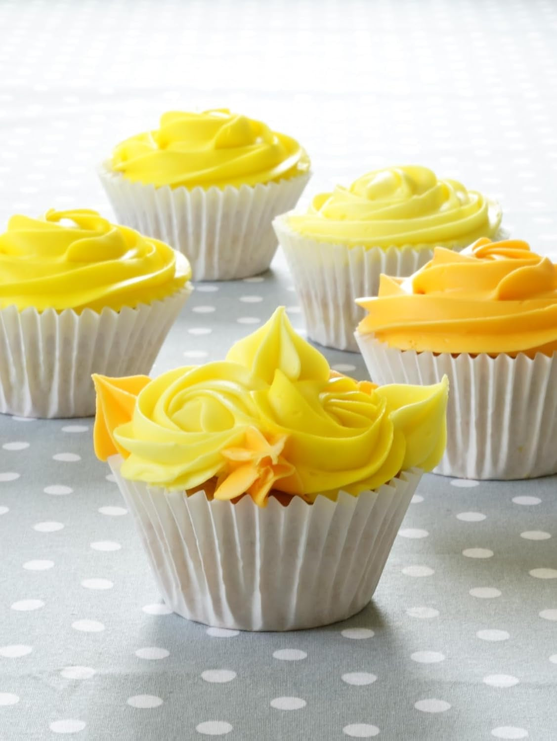 Sugarflair Pasta-Lebensmittelfarbe Gelb, 4er-Set, Pasta-Lebensmittelfarbe, Fondant, Marzipan, Zuckerpaste, Buttercreme und mehr: Narzisse, Kanariengelb, Creme, Eiermelone, 4er-Set