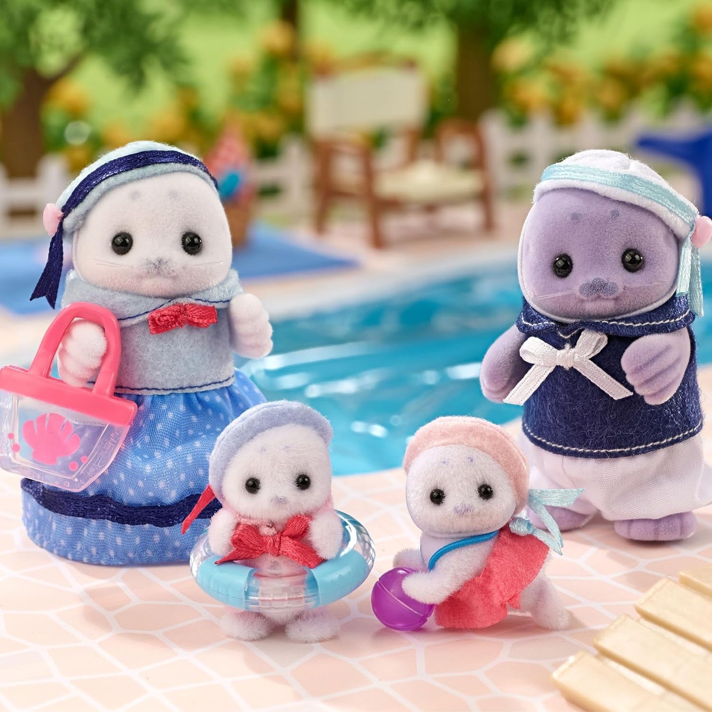 Sylvanian Families – 5759 Robbenfamilie, Tierfigur, detailliertes Spielzeug für Kinder ab 3 Jahren