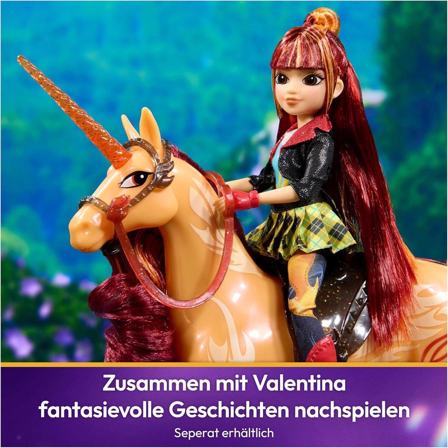 Unicorn Academy Cinder das Einhorn – 28 cm großes, originales Valentina-Einhorn aus der Netflix-Serie, mit echter Mähne und Schweif, abnehmbarem Zaumzeug, Sattel und Bürste, für Kinder ab 4 Jahren
