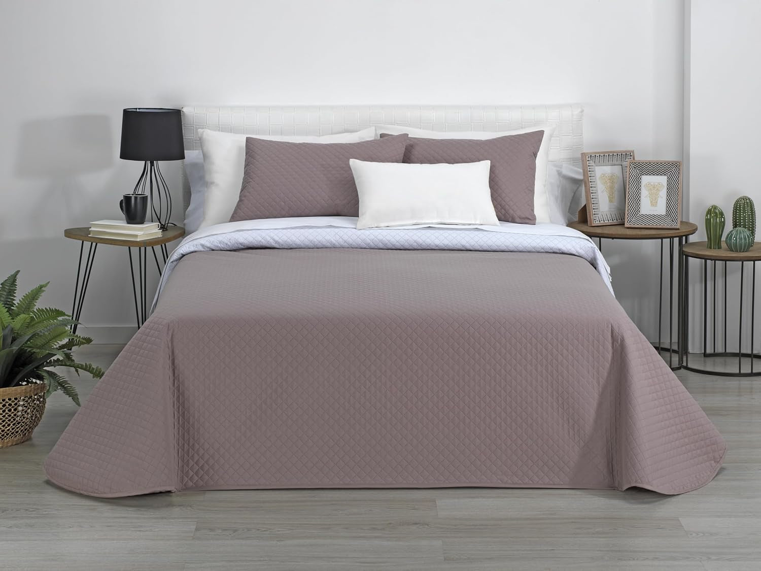 AVA | Boutique Wendedecke | Für alle Jahreszeiten | Farbe - Weiß/Taupe | Für 120/135 cm breite Betten. Bett. (230 x 270 cm. Ancho X Alto) | Steppdecke Steppdecken und Steppdecken Naty Shop