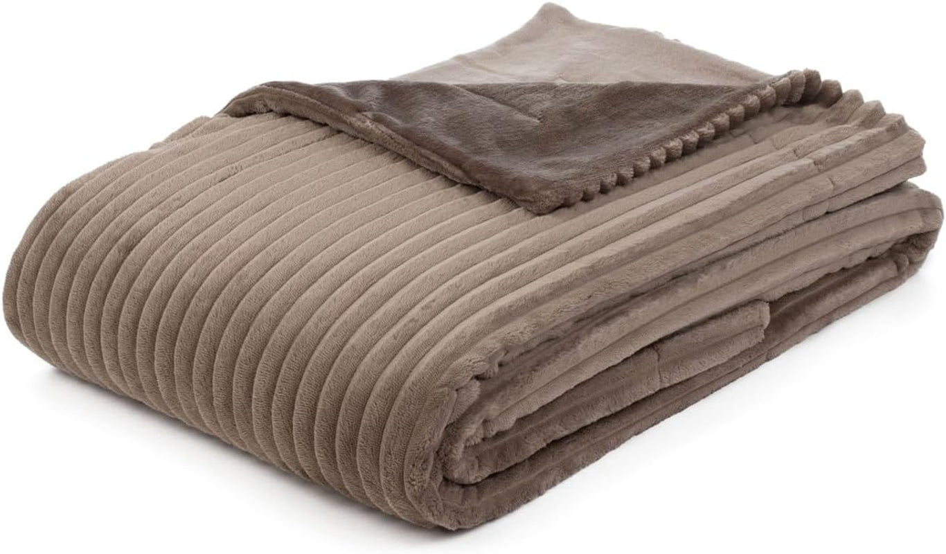 Gözze – Bequeme und weiche Decke in Cordoptik, 1620 g/Stück, 150 x 200 cm – Zimtbetten und Decken Besuche den Gözze-Store Taupe