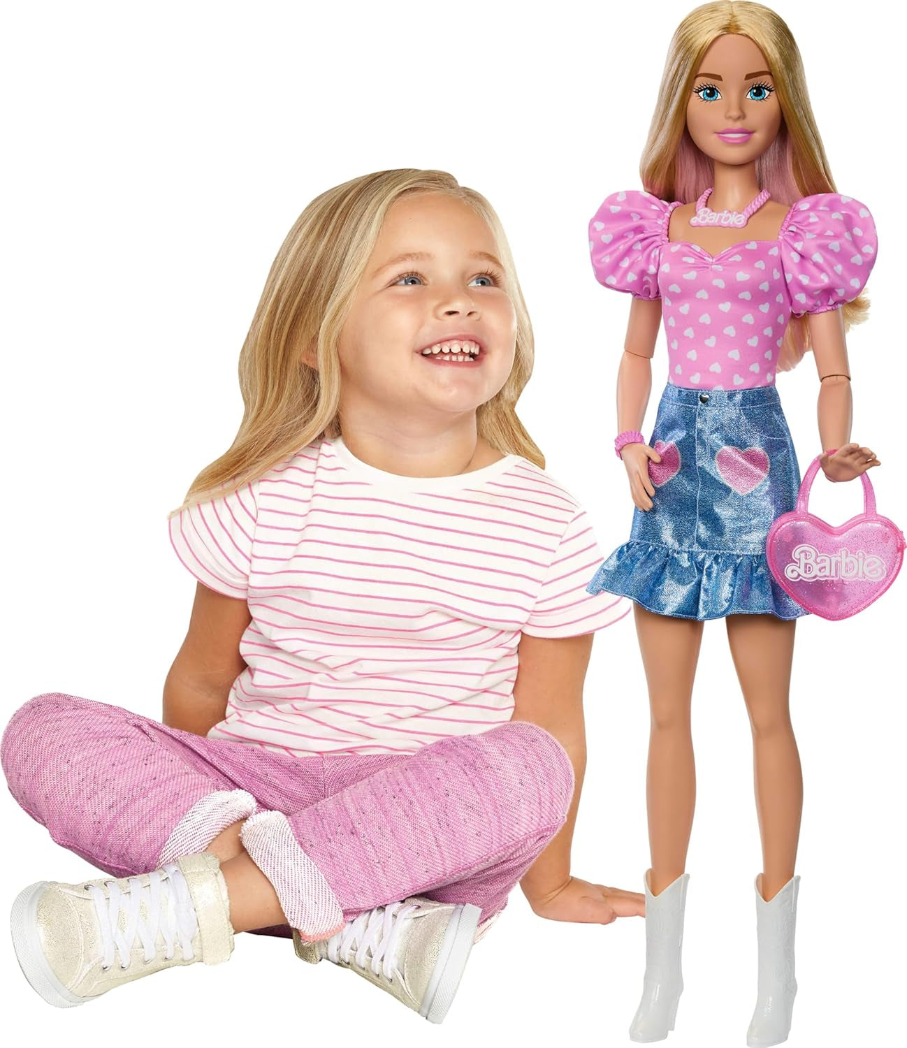 Modische Barbie-Puppe, 71 cm, blond, mit abnehmbarer Kleidung, rosa Oberteil, Jeansrock, Cowboystiefeln, Halskette und Handtasche HYT84
