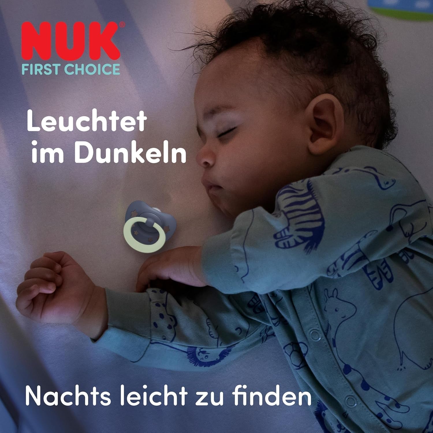 NUK First Choice Classic Tag- und Nachtschnuller für Babys | 6-18 Monate | Kieferorthopädische Schnuller, die im Dunkeln leuchten | 95 % Akzeptanz bei Babys** | Blau | 2 Stück