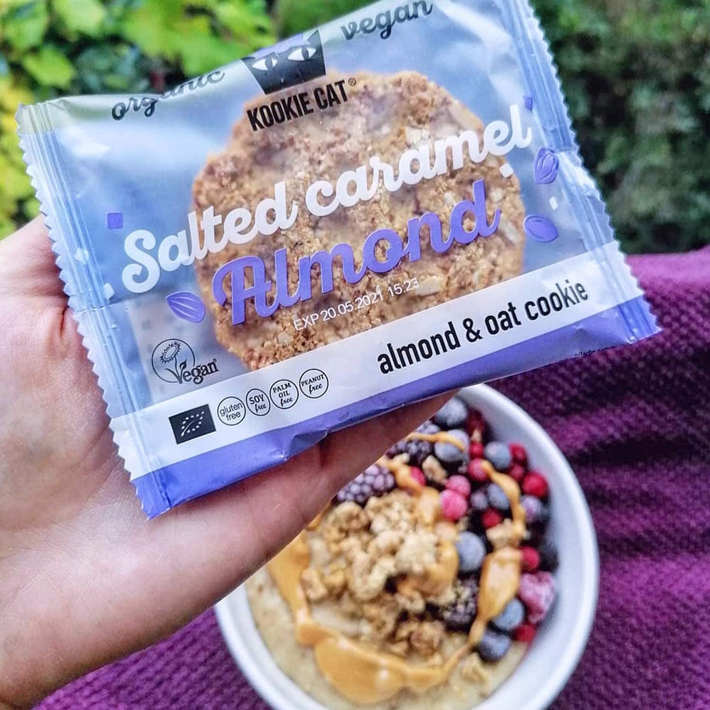 Vegane gesalzene Karamell-Mandelkekse – einzeln verpackt, glutenfrei, sojafrei, Bio-Mandelhaferflocken – 12 x 50 g Multipack (2er-Pack)