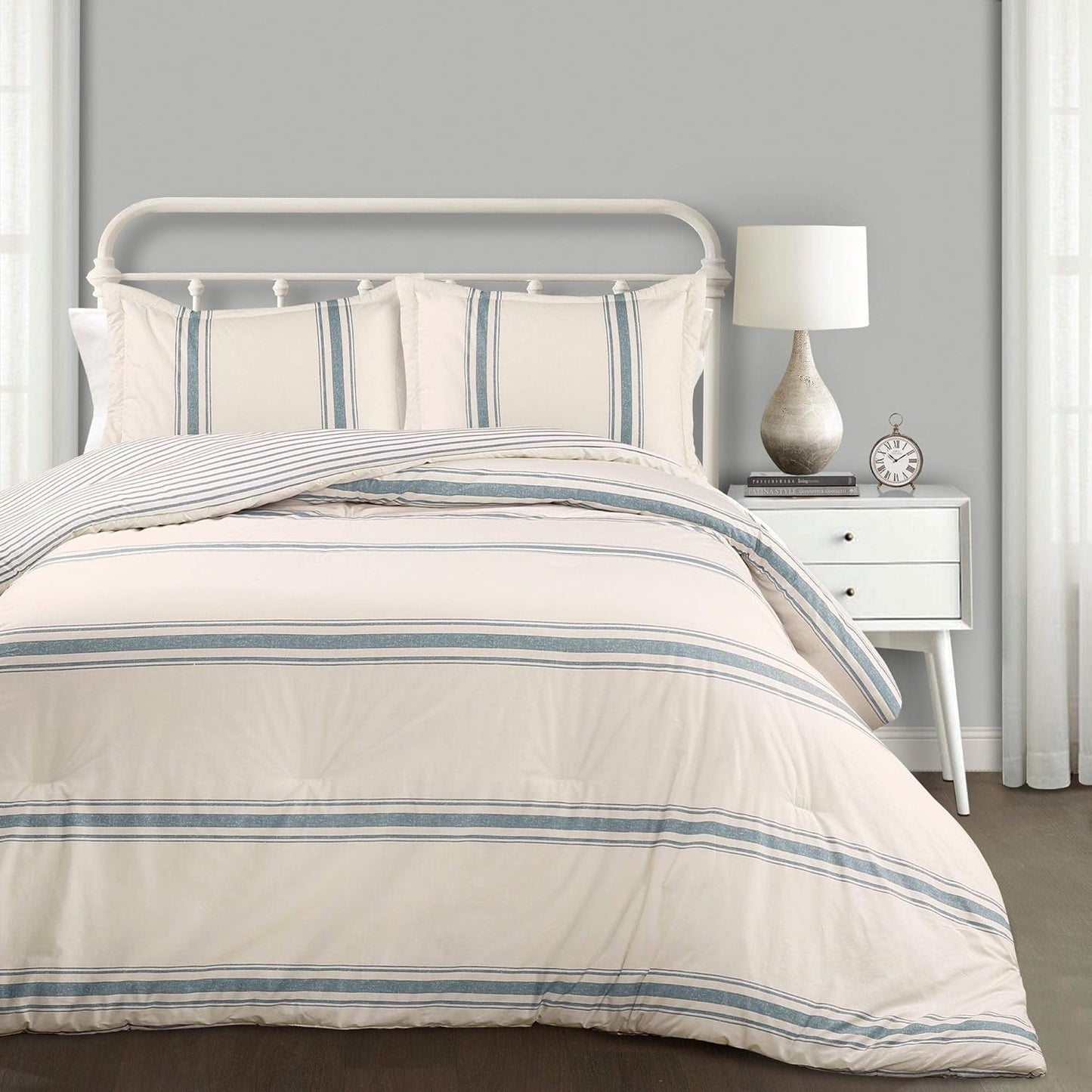 Lush Decor Gestreifte Bauernhaus-Steppdecke, Full/Queen, Grau Quilts und Quilts Naty Shop King Blue