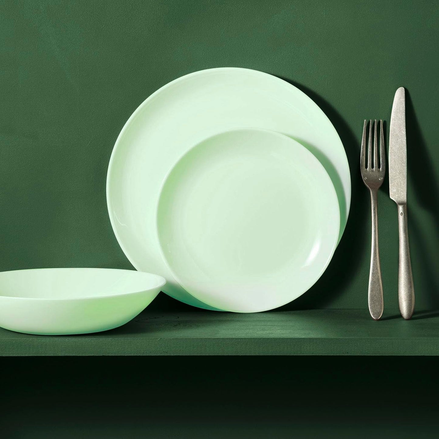 Tafelservice aus Opalglas, grün, 12-teilig, für 4 Personen