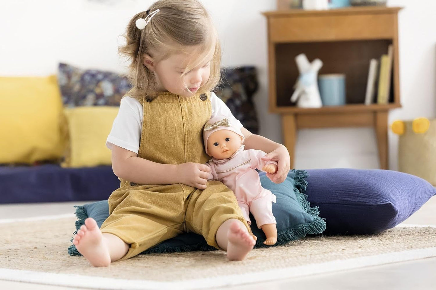 Corolle 9000100270 – Mon Premier Poupon Calin Manon Französische Puppe mit Talisman und Vanilleduft