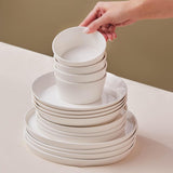 Karaca Stream Bone Bomo 12-Personen-Geschirrset, elegantes quadratisches Teller-Set, elegantes weißes Porzellangeschirr