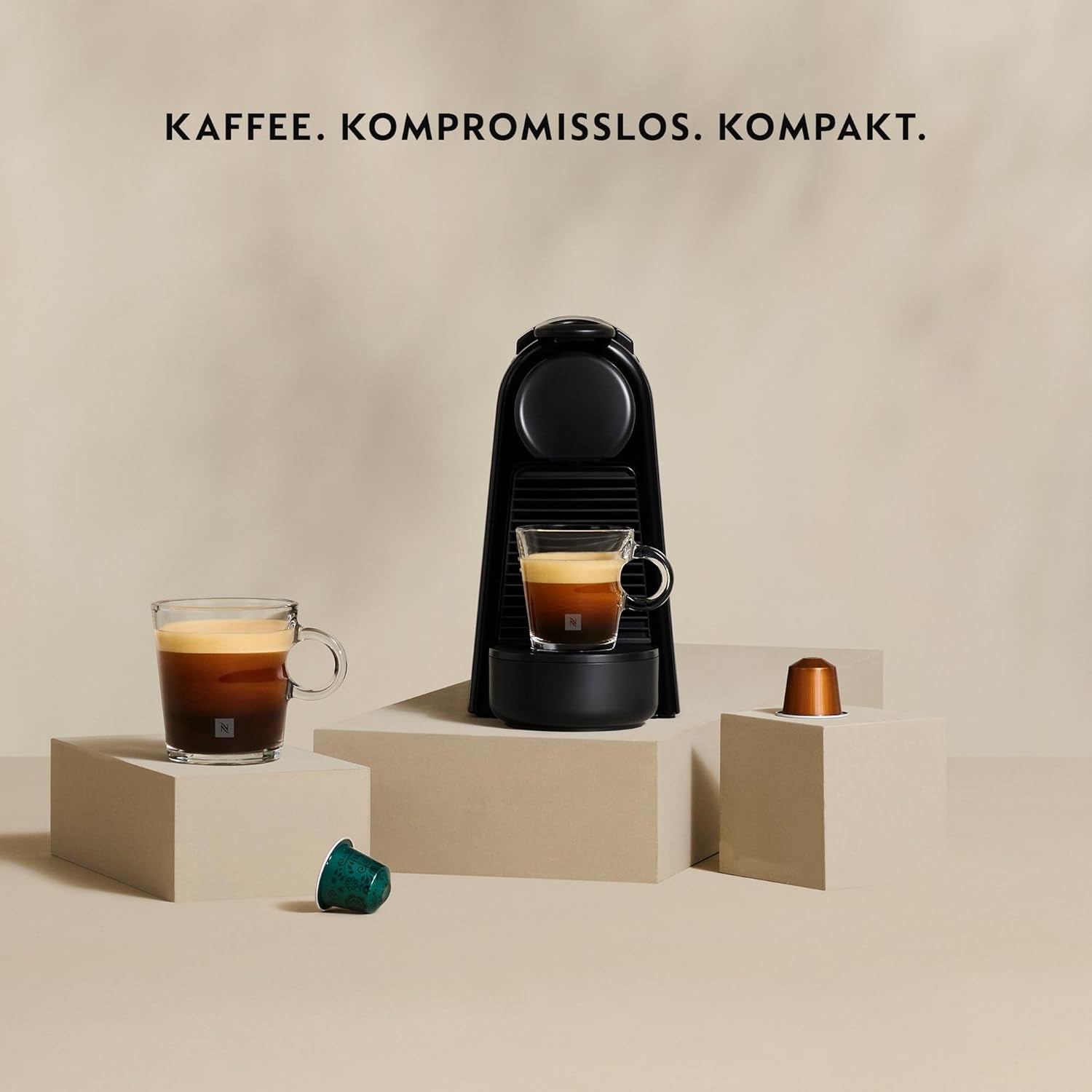 Espressomaschine mit Nespresso De'Longhi Essenza Mini Kapseln, schwarz | Pumpendruck 19 bar | Wassertank 0,6 l | Für Espresso und Lungo | Kleine Espressomaschine – Große Kaffeemomente | EN85.B