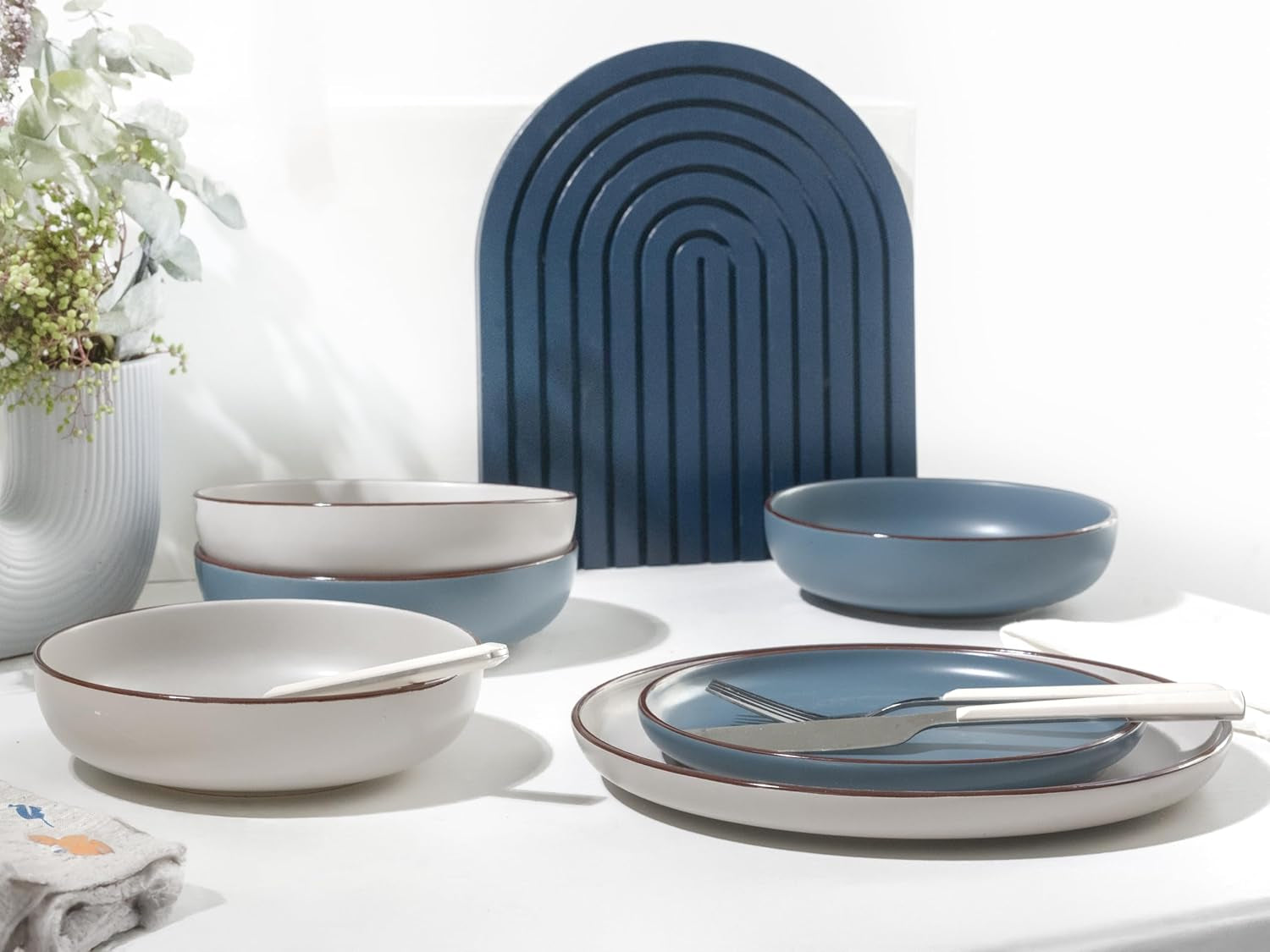 CreaTable, 21016, Serie Modern Scandic Blue-Grey, 16-teiliges Tafelservice, Kombiservice aus Porzellan, spülmaschinen- und mikrowellengeeignet, hochwertige Verarbeitung