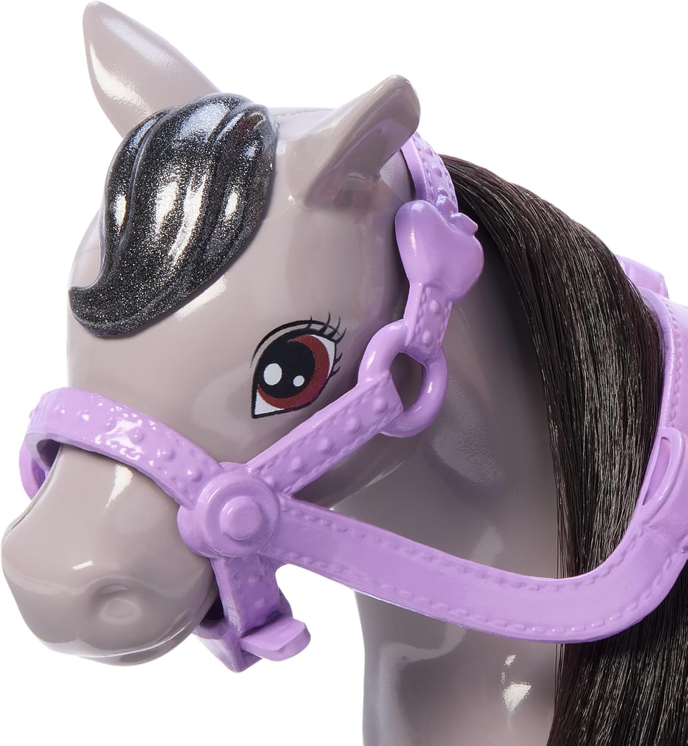 Chelsea und Ponys Barbie-Puppe – Anschnallen zum sicheren Spielen und Fahren, rosafarbener Sattel und Stufen, inklusive Helm und niedlichem kariertem Kleid, ab 3 Jahren, HTK29